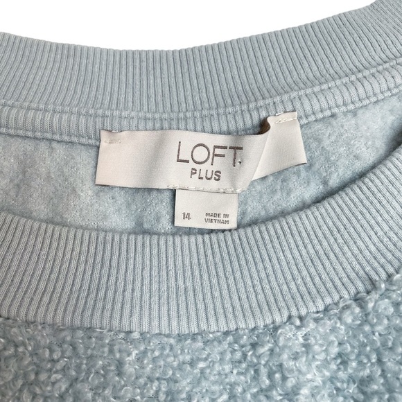 LOFT Plus Light Blue Teddy Sherpa Pullover Sweatshirt Size 14 - Picture 2 of 5